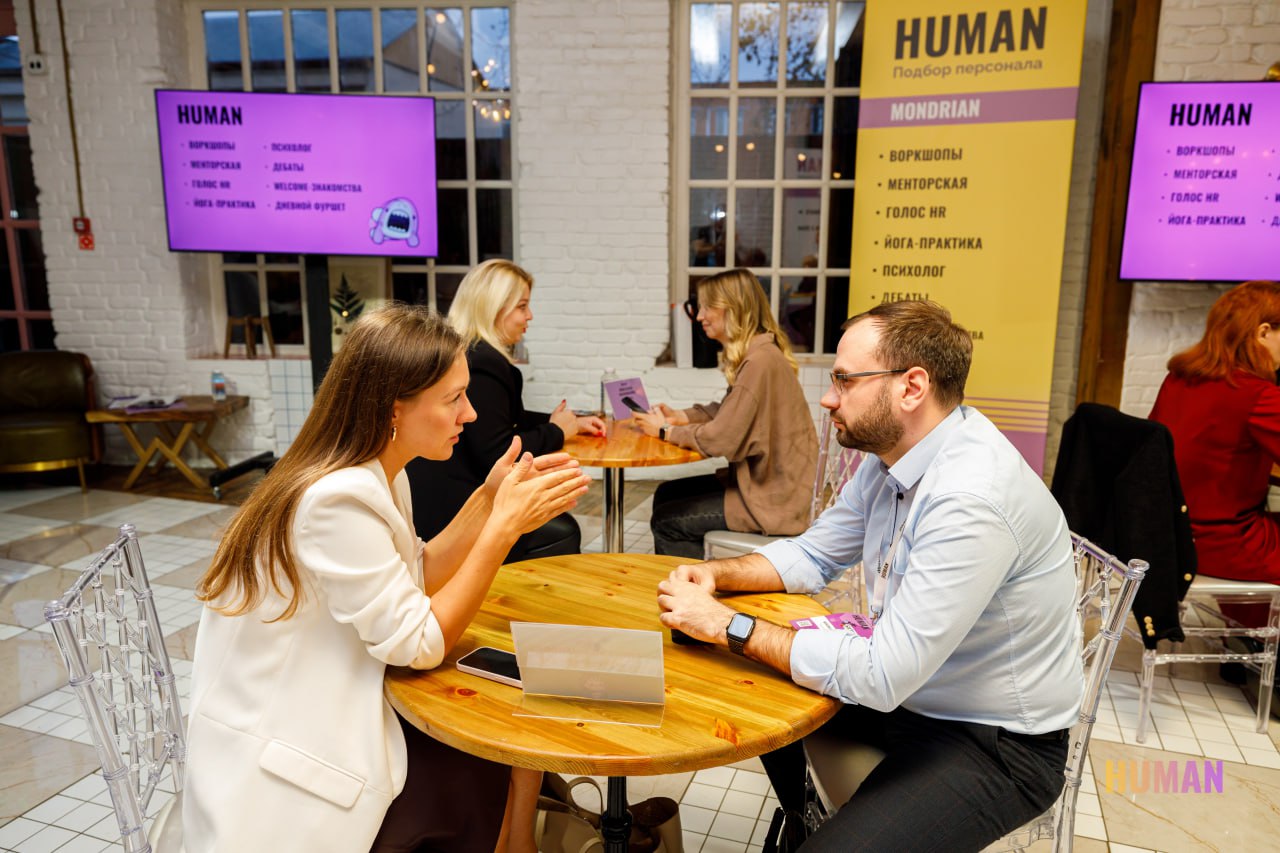 «Откликов стало больше. А кандидаты — хуже. 20 лет, без опыта, но хочет 200 тысяч | Сетка — социальная сеть от hh.ru