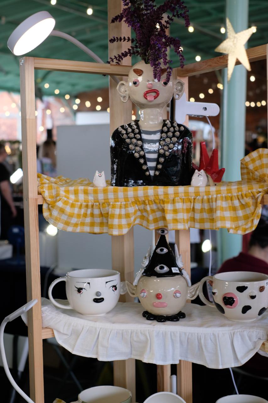 🛍Фестиваль современной керамики Ceramania пройдет в Москве
6-7 сентября 12:00-20:00
Будут представлены очень разные изделия от росписных тарелок, изящных брошек до массивных интерьерных ваз
В фестивал... | Сетка — социальная сеть от hh.ru