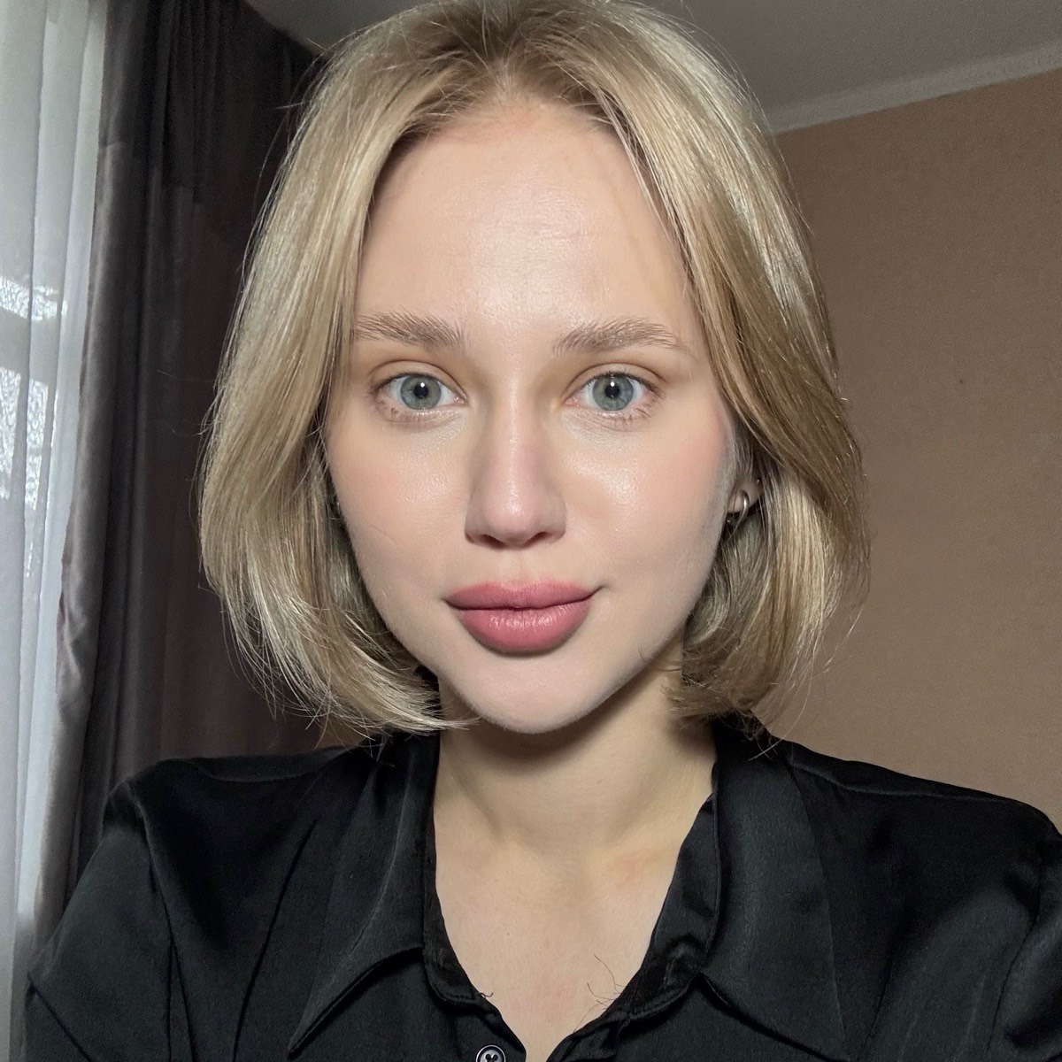 Анна Дозорова