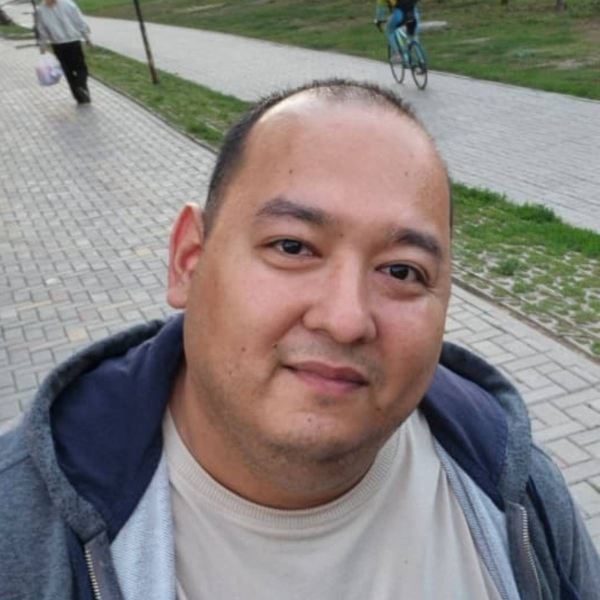 Ruslan Satybaldin | Сетка — социальная сеть от hh.ru