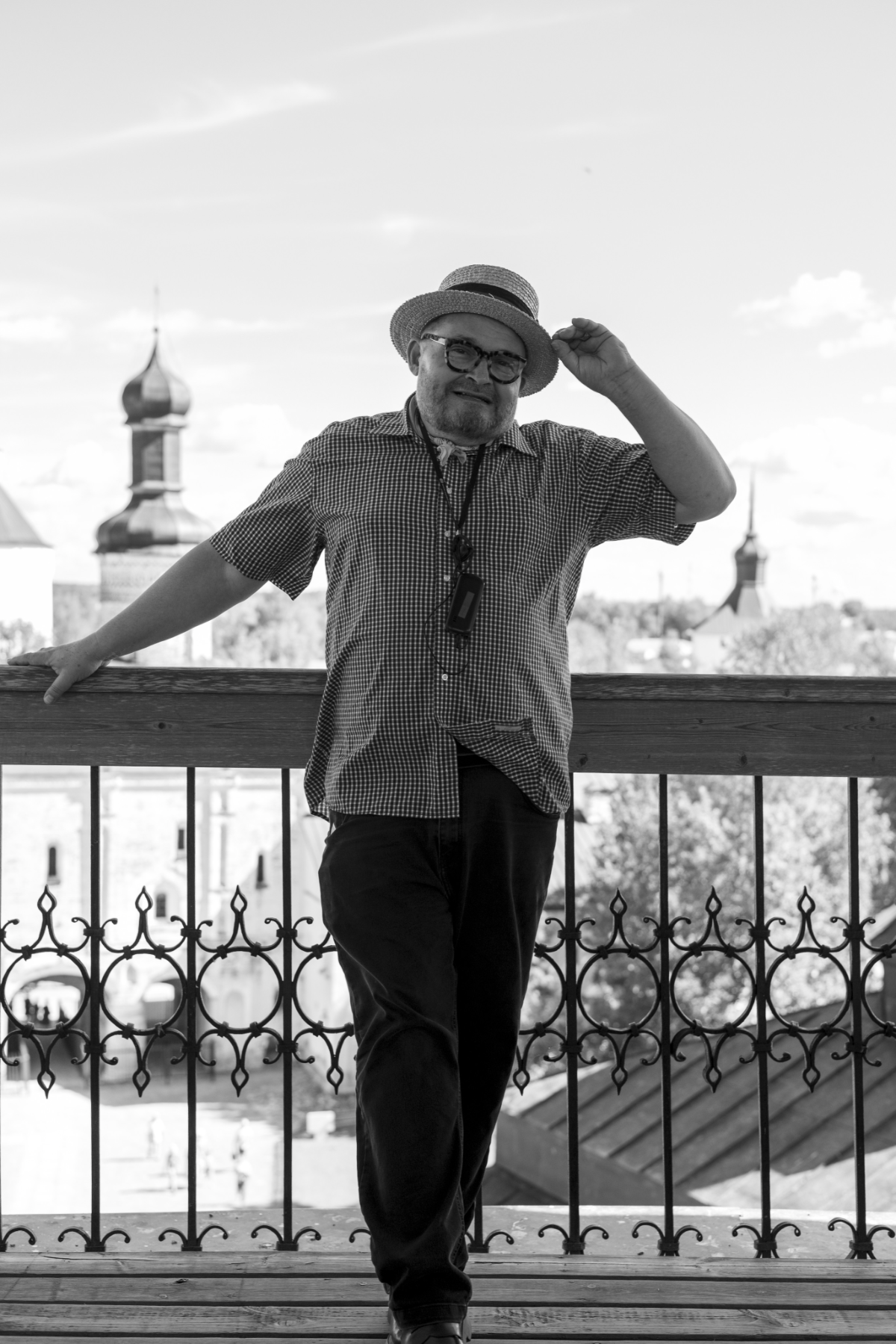 ГДЕ ЗАКАНЧИВАЕТСЯ ПОЗИРОВАНИЕ И НАЧИНАЕТСЯ ЛИЧНОСТЬ? | Сетка — социальная сеть от hh.ru