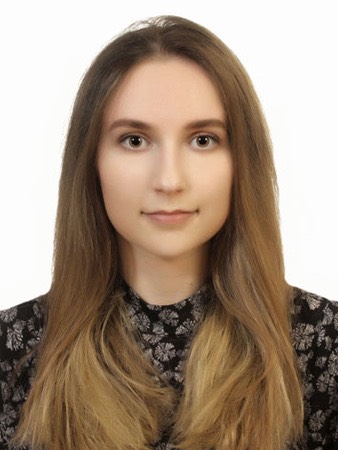 Анна Калашникова