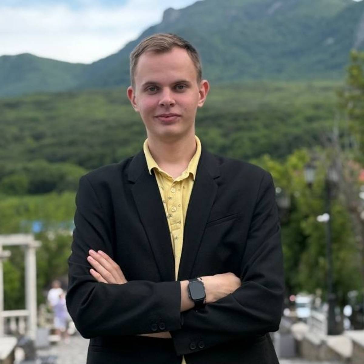 Александр Зыков