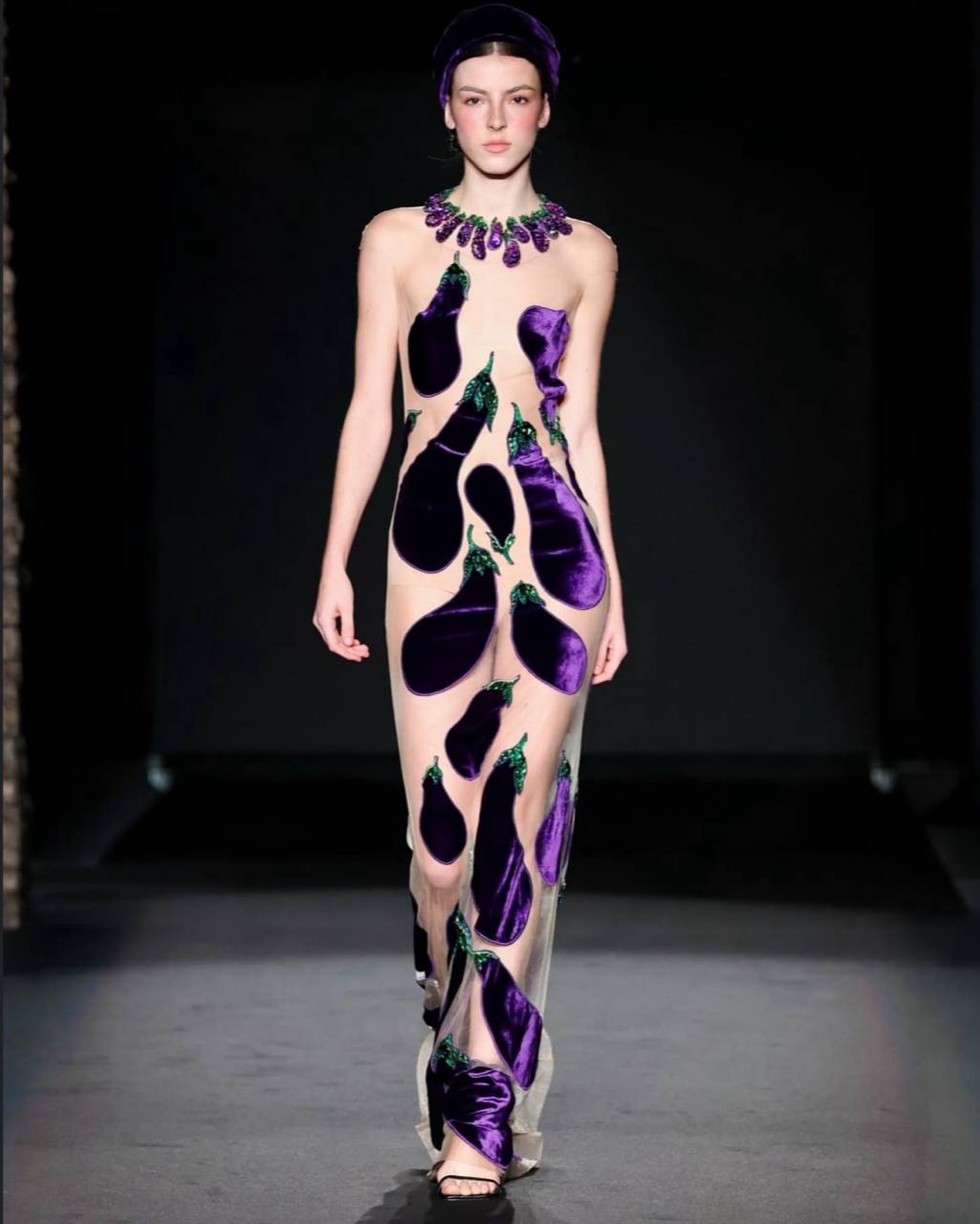 Sartoria Lamberti X Yanina Couture
Вдохновением для коллаборации послужила кутюрная коллекция YANINA Couture «Симфония воспоминаний» SS'2025, ранее презентованная на подиуме Недели Высокой моды в Пари... | Сетка — социальная сеть от hh.ru