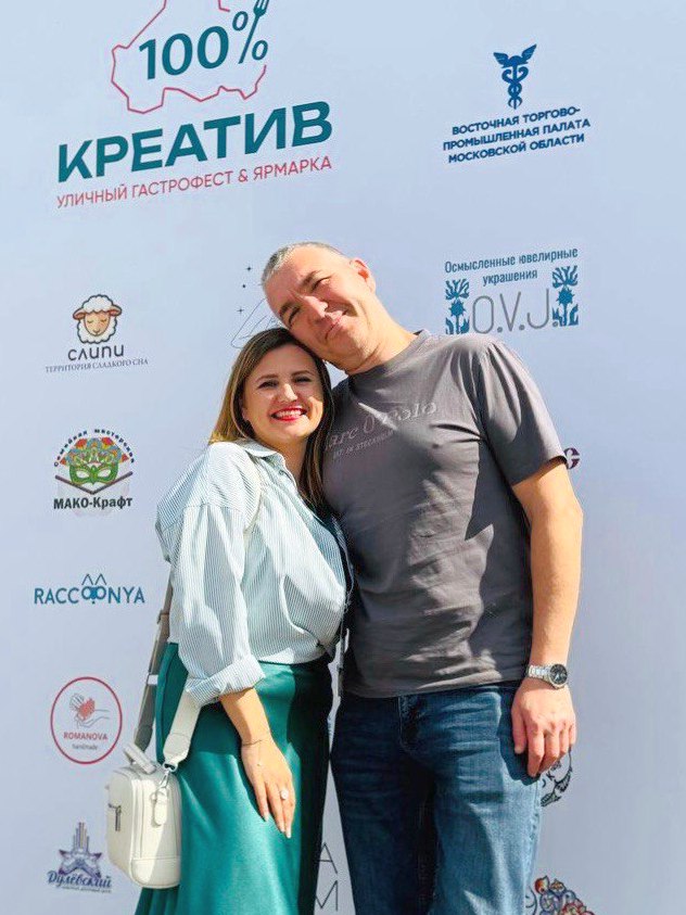 “Фу-фу!” Или как меня стригли как собаку.
Хожу стричься в один и тот же салон, где есть три разных мастера.
Одна самая опытная.
Стрижет идеально на 5+.
Вторая на 4+.
Старается.
Третья на твердую 4-ку | Сетка — социальная сеть от hh.ru