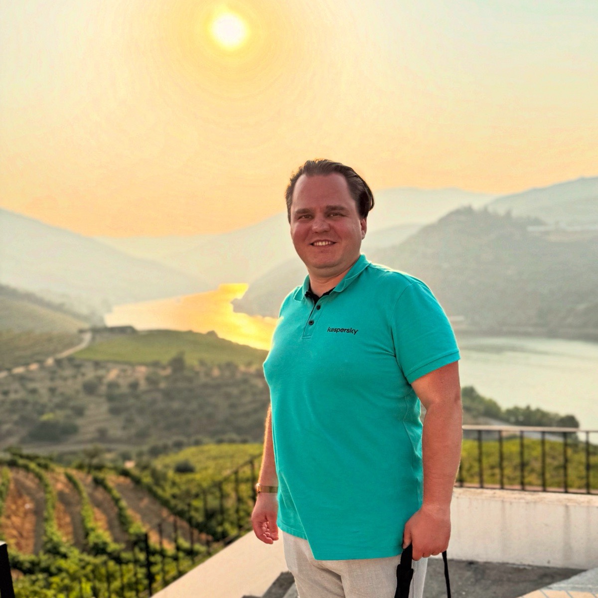 Network member avatar