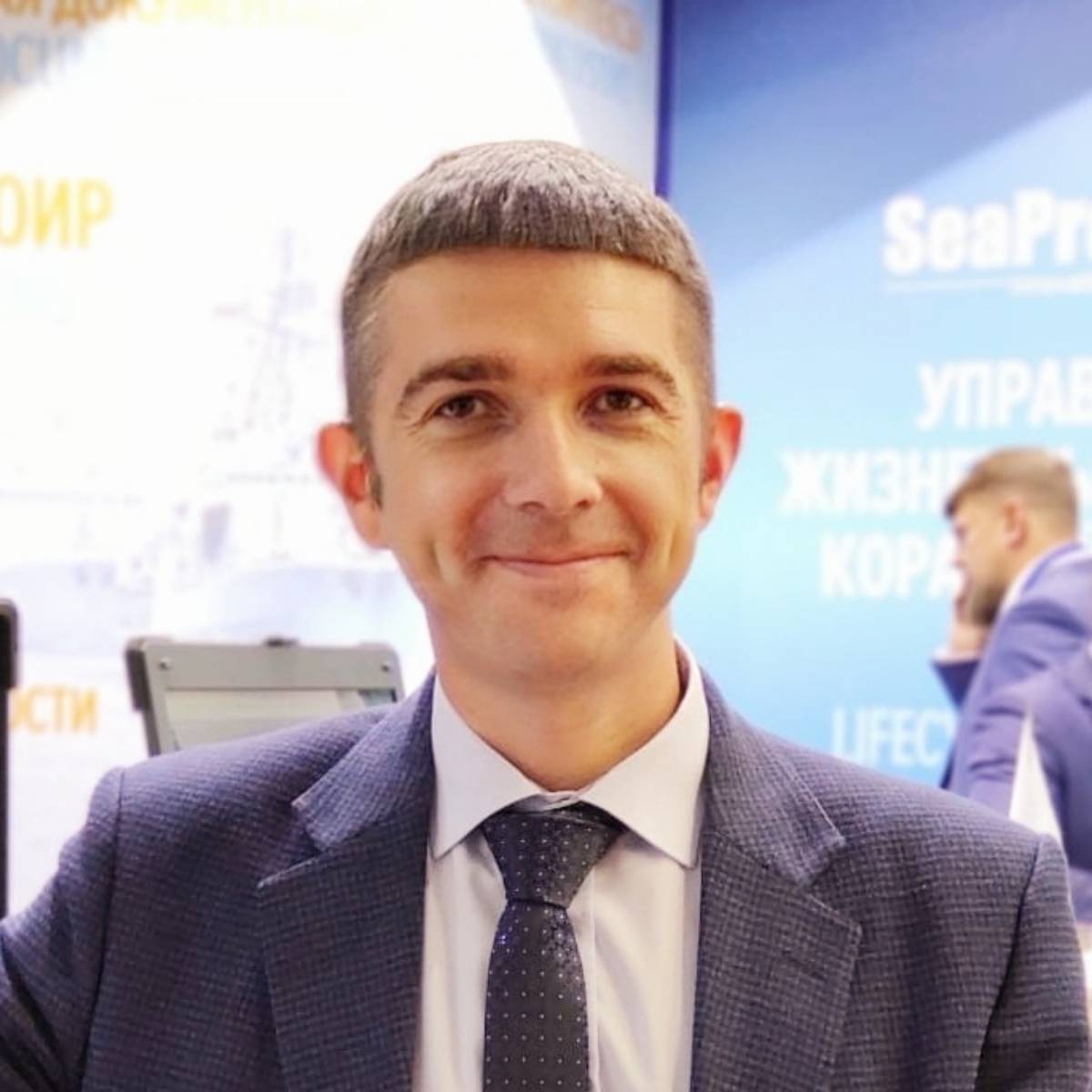 Владимир Зотов | Сетка — социальная сеть от hh.ru