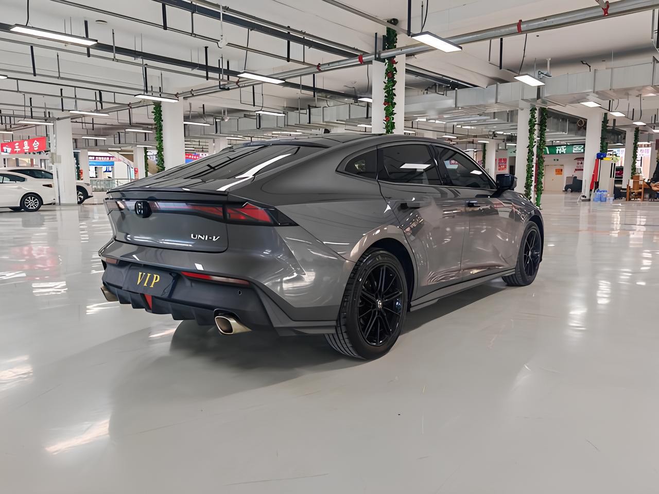 Changan UNI-V
Стиль, который цепляет 🔥
✅ 2022 Май, пробег 45 524 км
✅ Бензин 1.5 л, 188 л.с | Сетка — социальная сеть от hh.ru