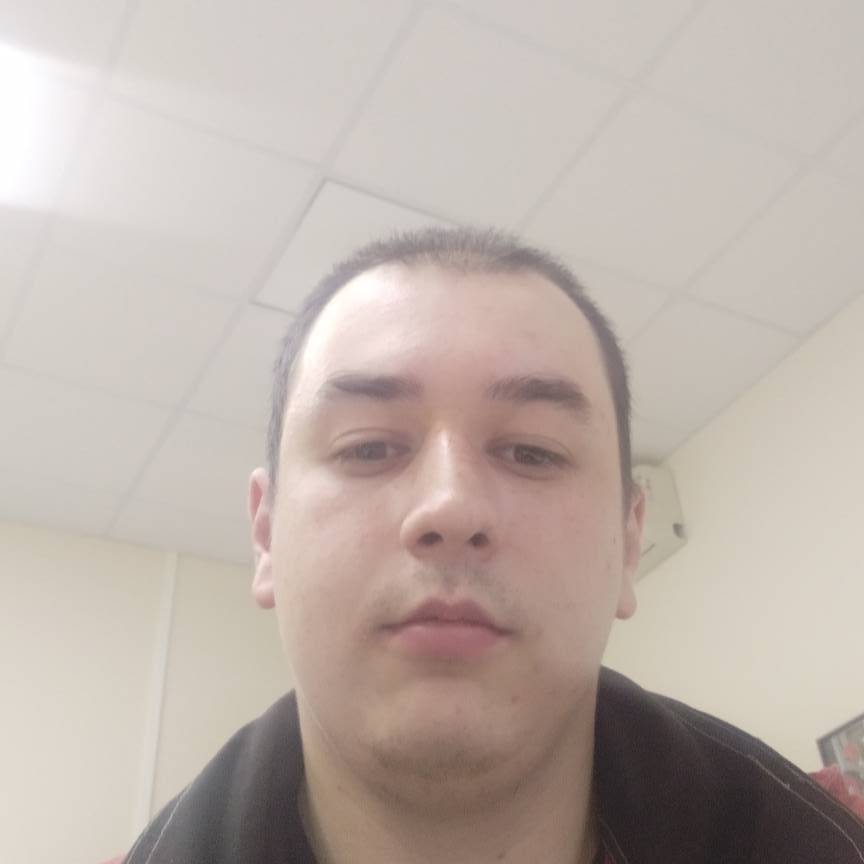Александр Ратов