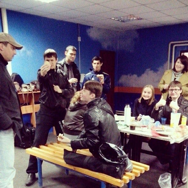 Час куратора или как я 2 месяца писал полный метр
Дело было настолько давно, что в памяти стёрся год. Скорее всего - 2013
Поступло мне предложение написать фильм. Про Томск, про студентов, молодёжный | Сетка — социальная сеть от hh.ru
