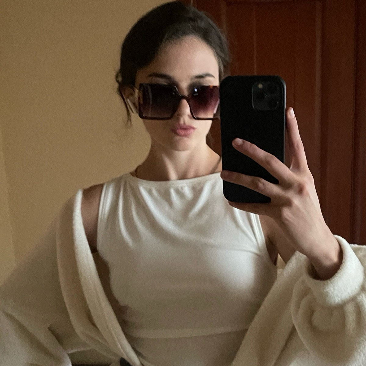 Арина Одаева