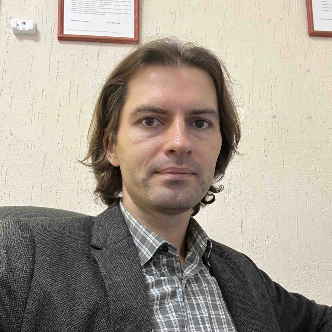 Руслан Козлов