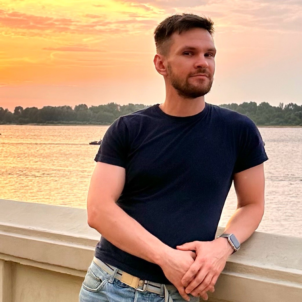 Alex Ivanov | Сетка — социальная сеть от hh.ru