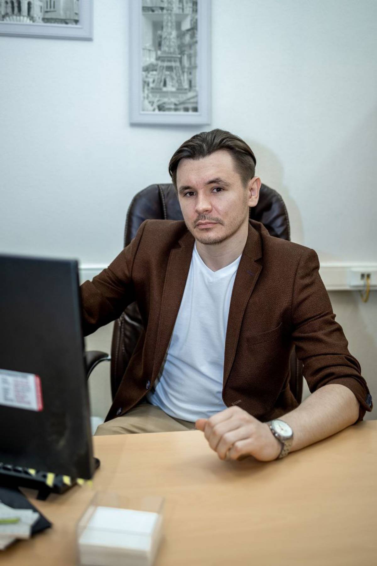 Артем Шаров