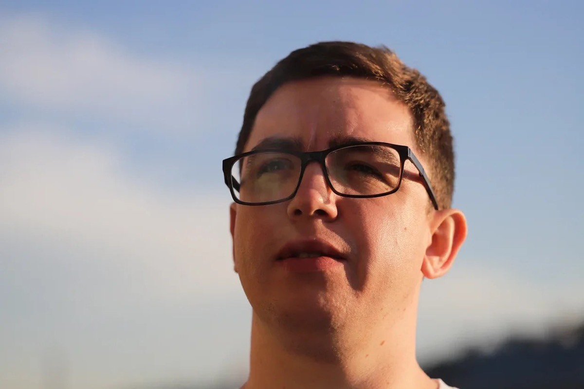 Антон Бударов