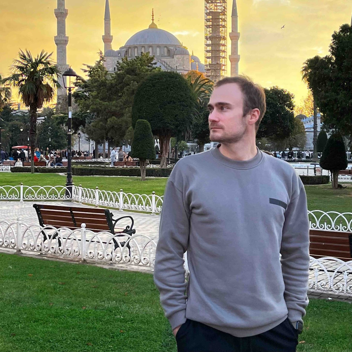 Александр Борисов