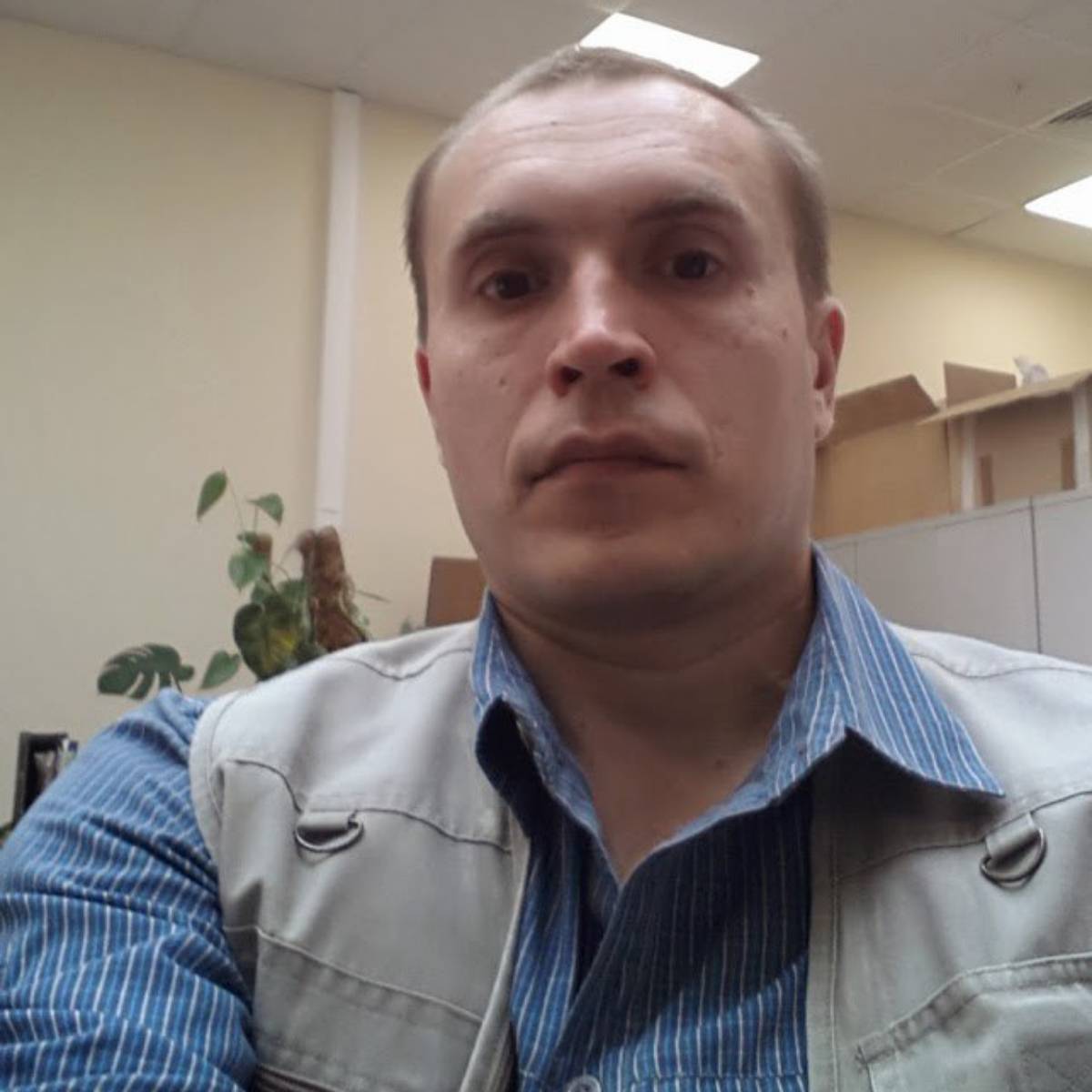 Виктор Степанов