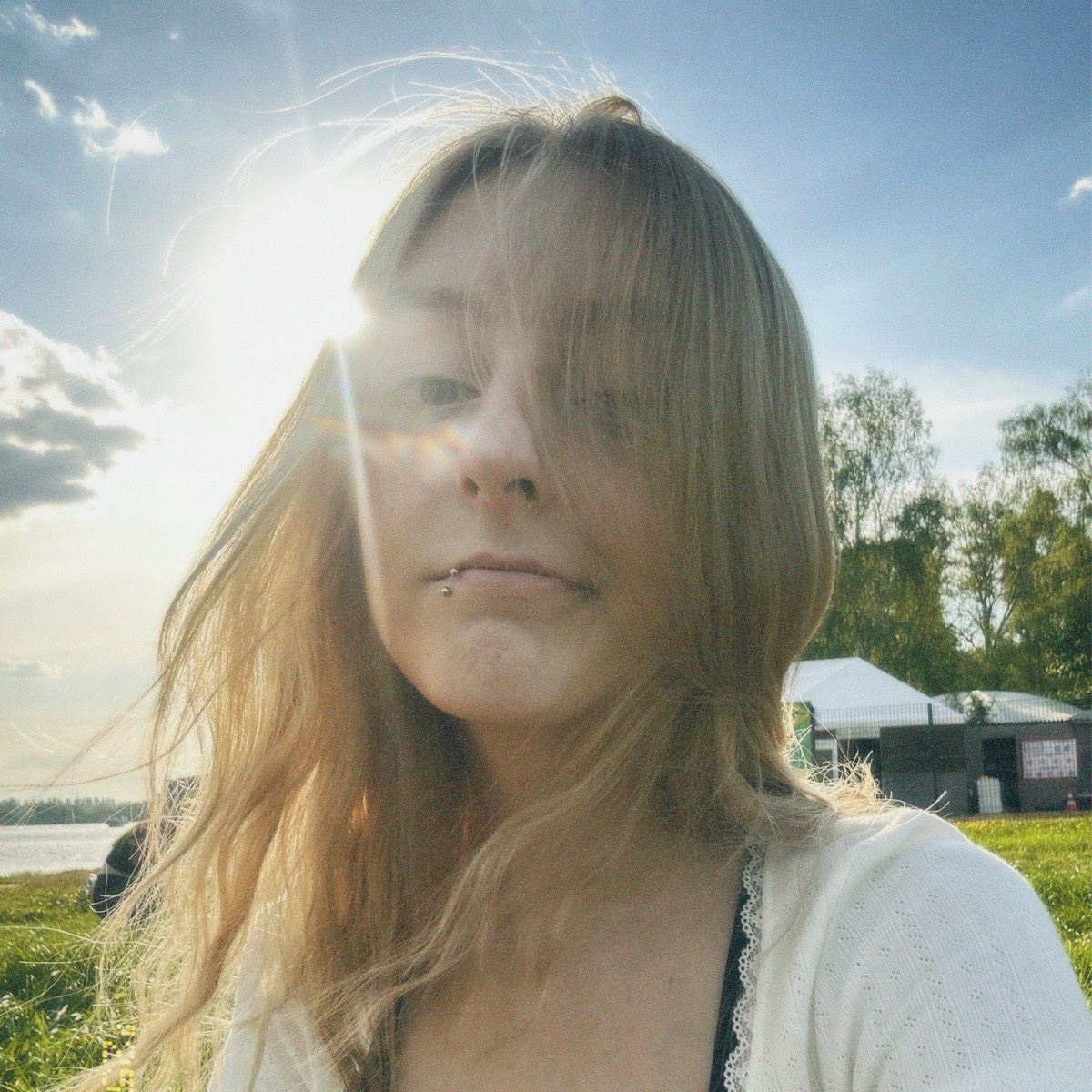 Полина Ворон