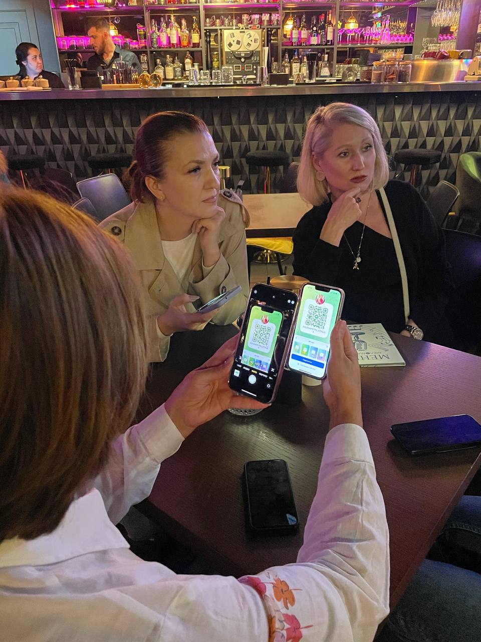 🔥 Когда бизнес встречается с творчеством: мой WOW-опыт нетворкинга!🔥
Спешу поделиться с вами просто бомбическим впечатлением от вчерашнего мероприятия! 🎭
Закрытый нетворкинг, который объединил предпри... | Сетка — социальная сеть от hh.ru