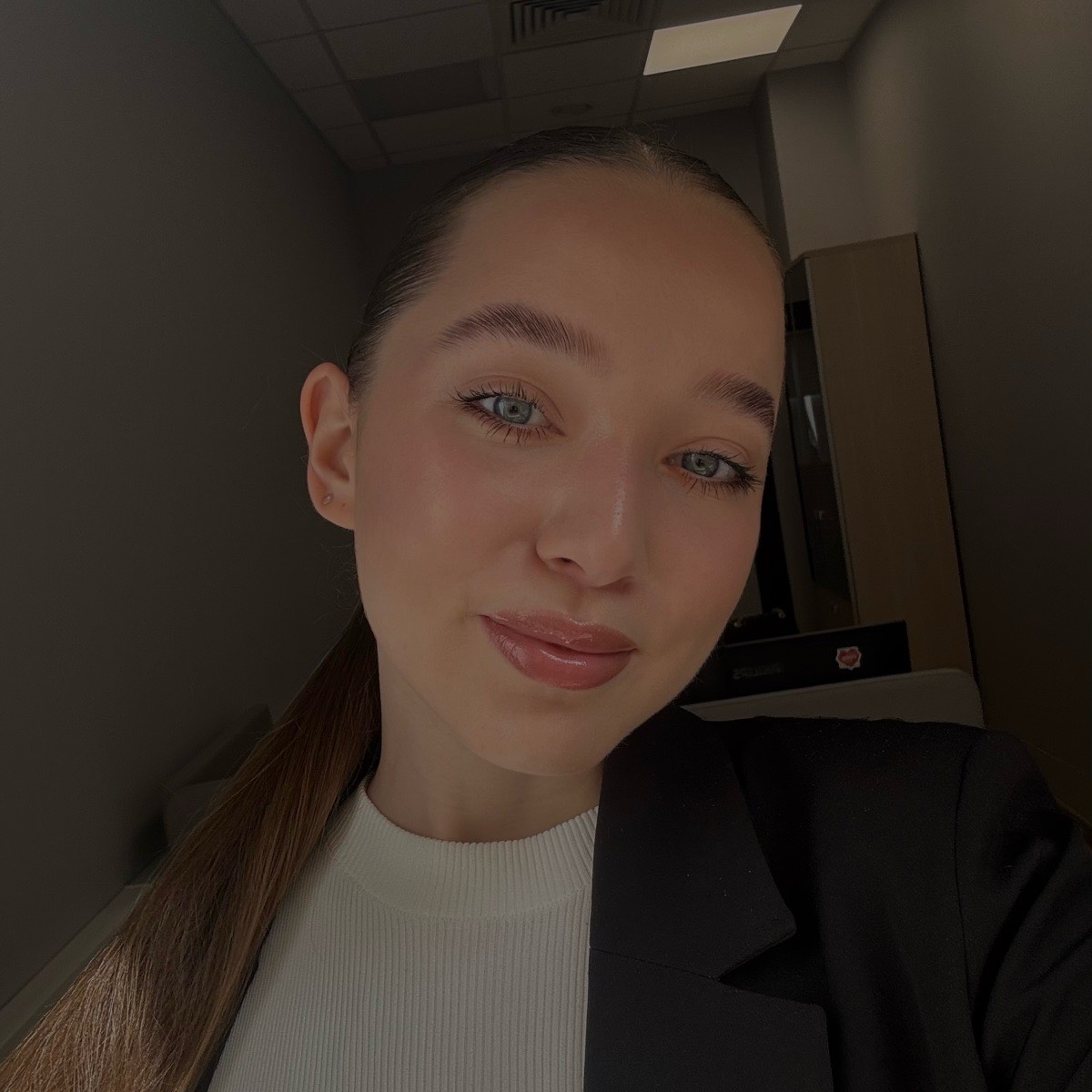 Диана Хасанова | Сетка — социальная сеть от hh.ru