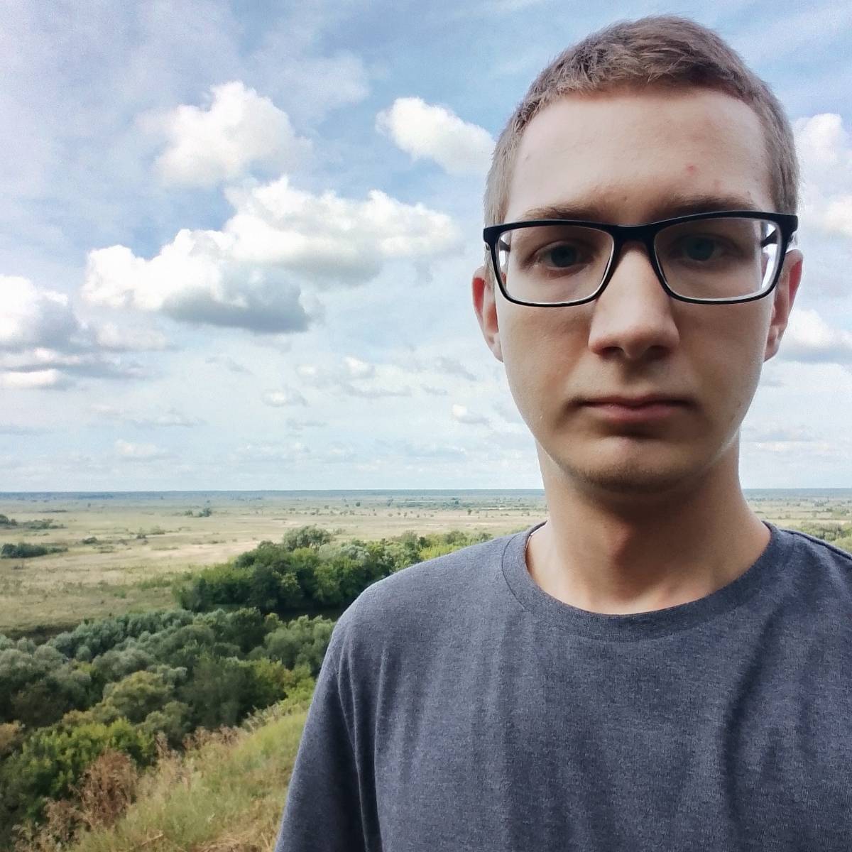 Андрей Легостаев