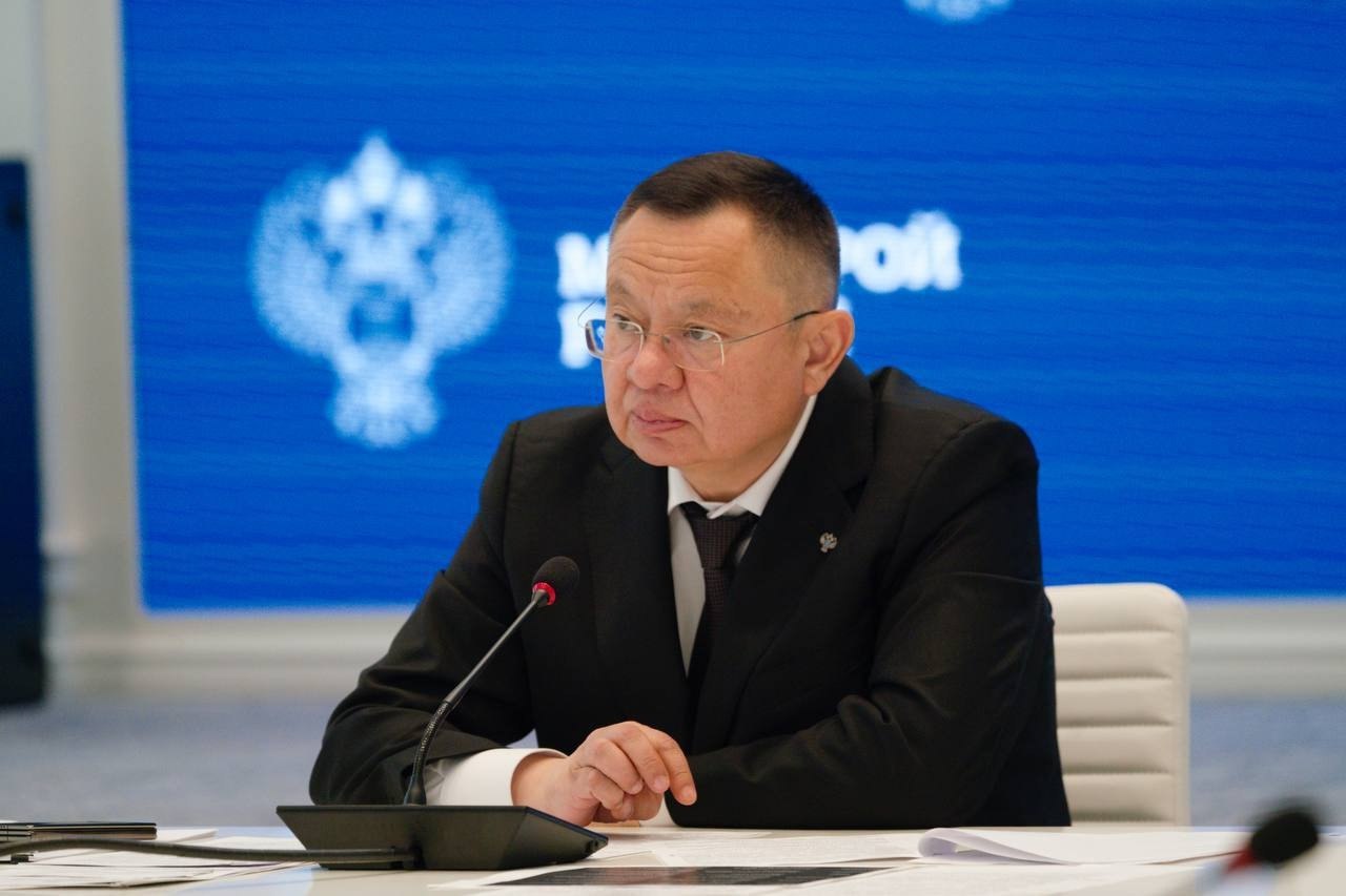 Глава Минстроя России Ирек Файзулин провел совещание по вопросу развития федеральной территории «Сириус»
В ходе совещания рассмотрели вопрос проведения капитального ремонта гидротехнических сооружений... | Сетка — социальная сеть от hh.ru