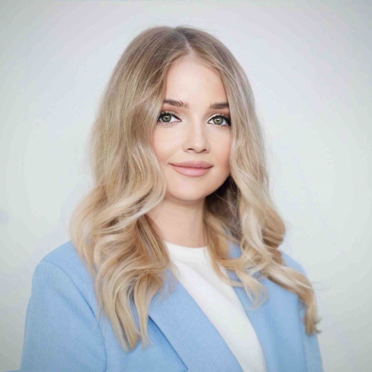 Эльнара Мустафаева | Сетка — социальная сеть от hh.ru