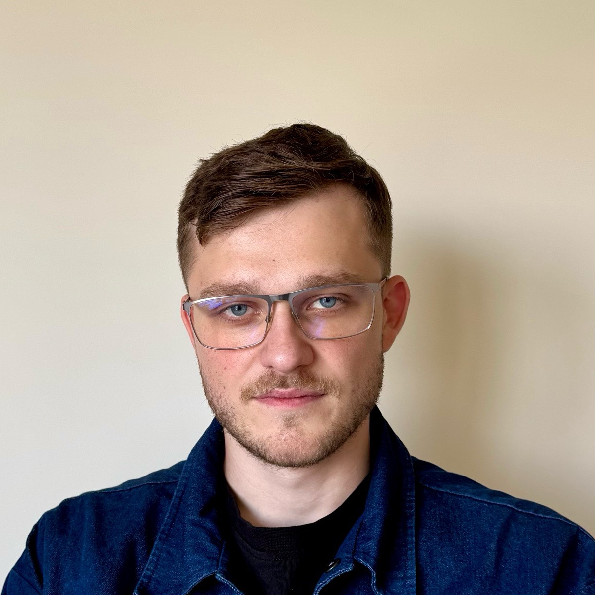 Владислав Сазонов