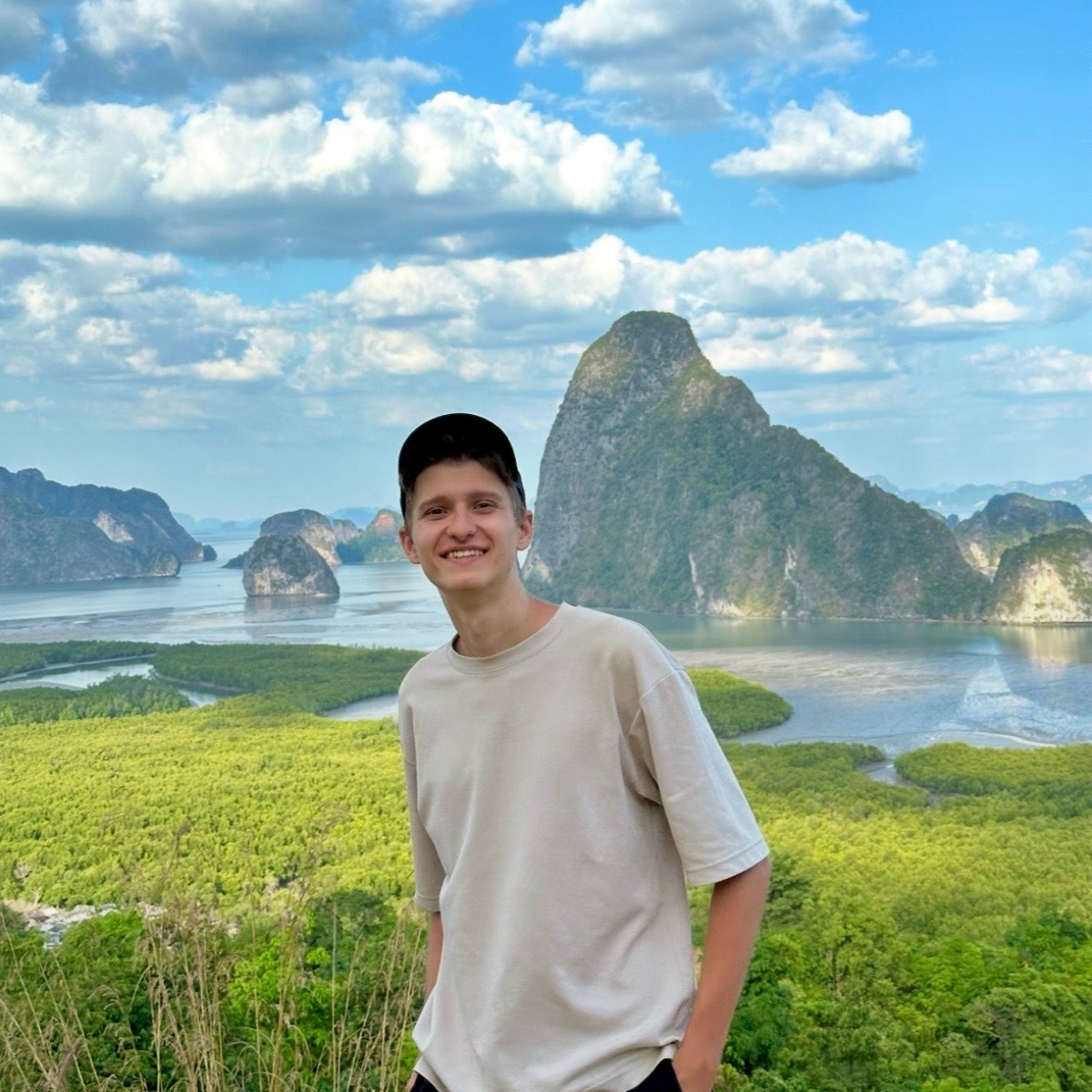 Роман Герасимов | Сетка — социальная сеть от hh.ru