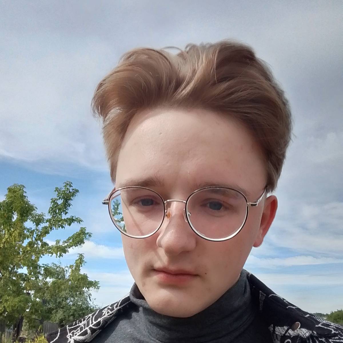 Дмитрий Антонов