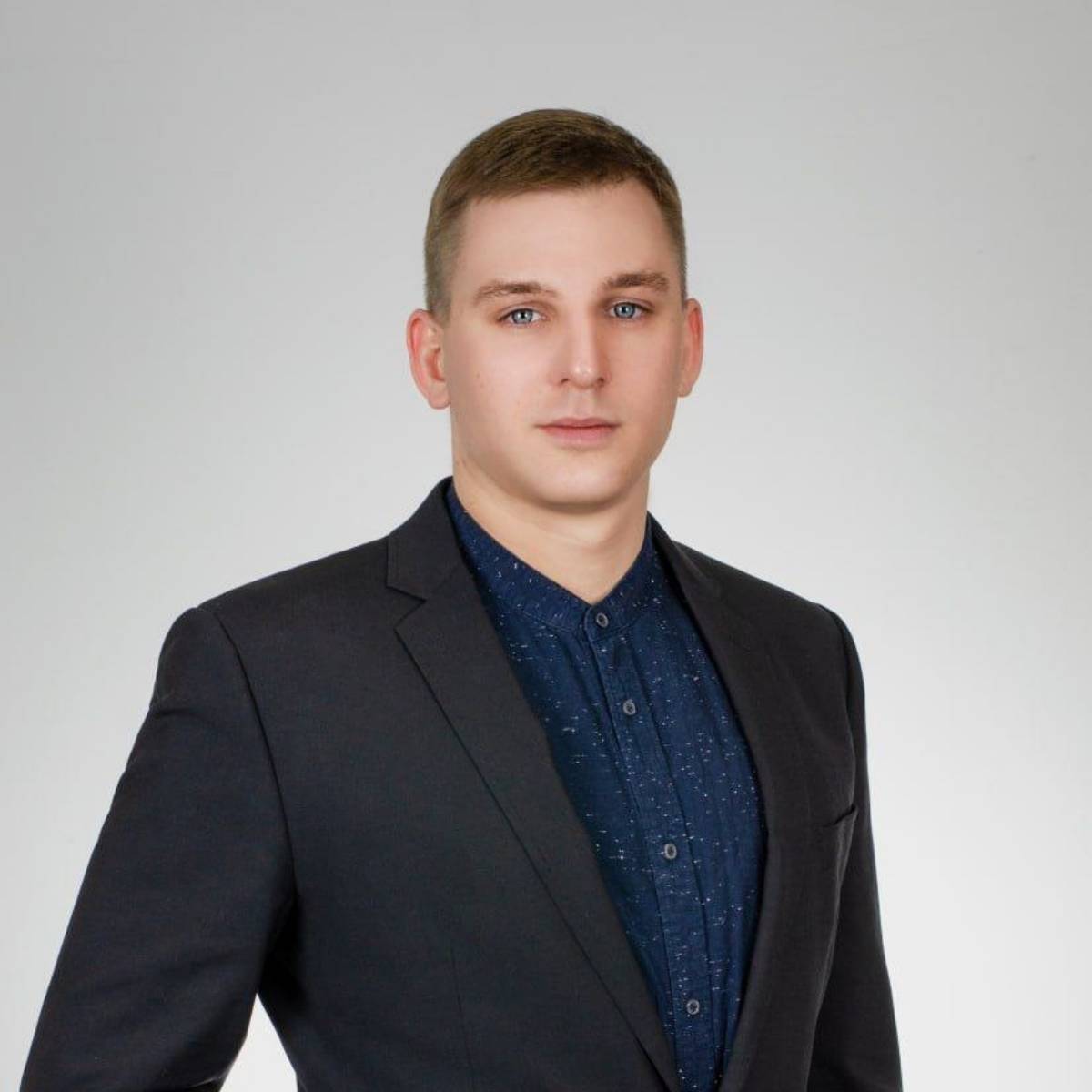 Артём Будин
