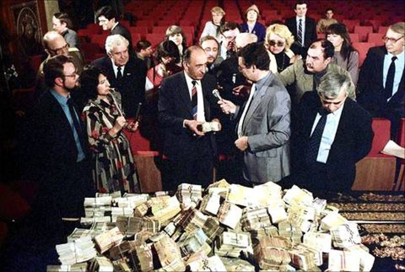 «ХЛОПКОВОЕ ДЕЛО»: ИСТОРИЯ ГРОМКОГО ПРОЦЕССА ПОЗДНЕГО СССР 📜
Разбирая свои заметки, нашёл записи о «хлопковом деле» — масштабной серии уголовных процессов, которыми хотел бы поделиться | Сетка — социальная сеть от hh.ru