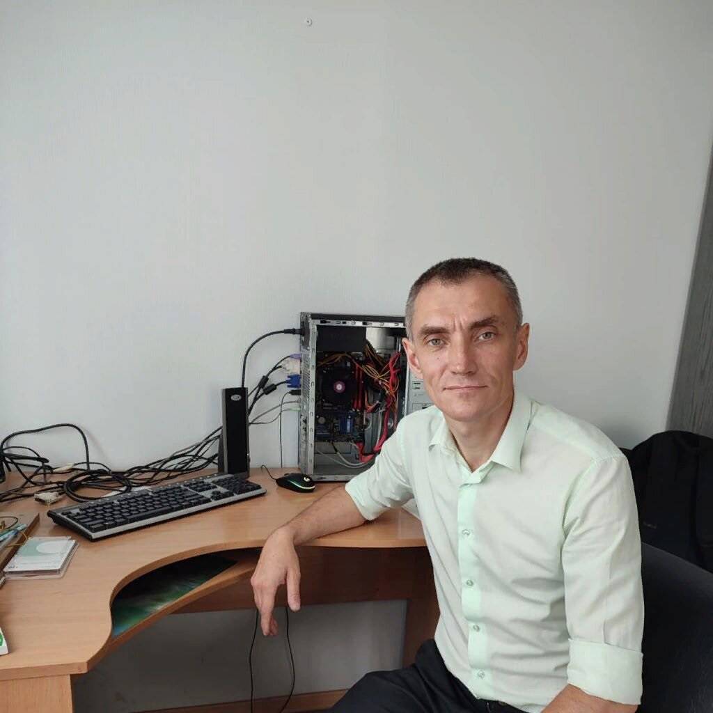Александр Ломшаков