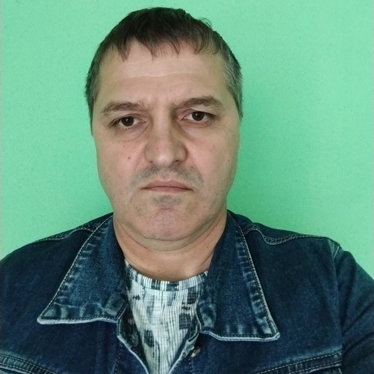 Владимир Апанович