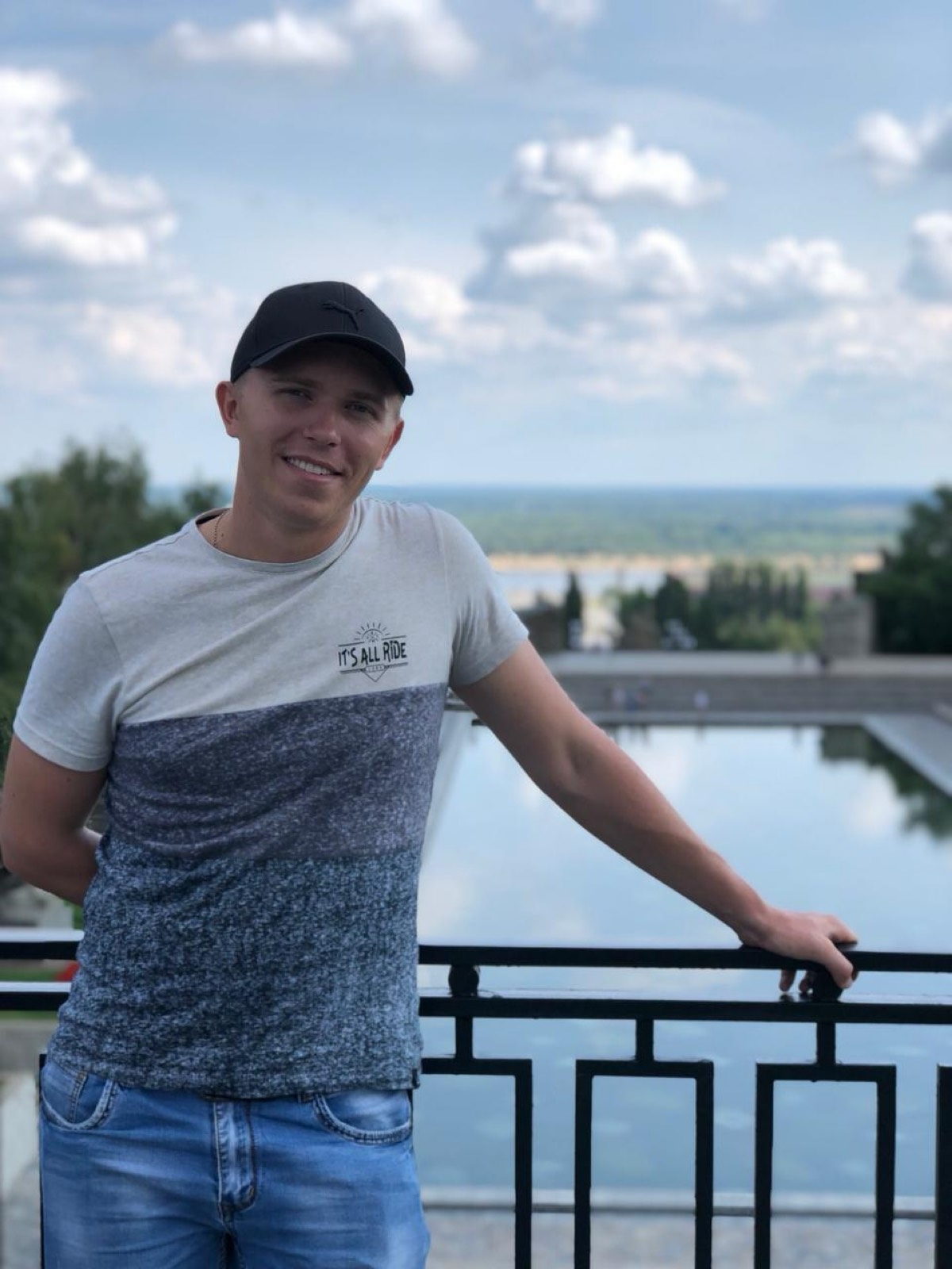 Александр Коник
