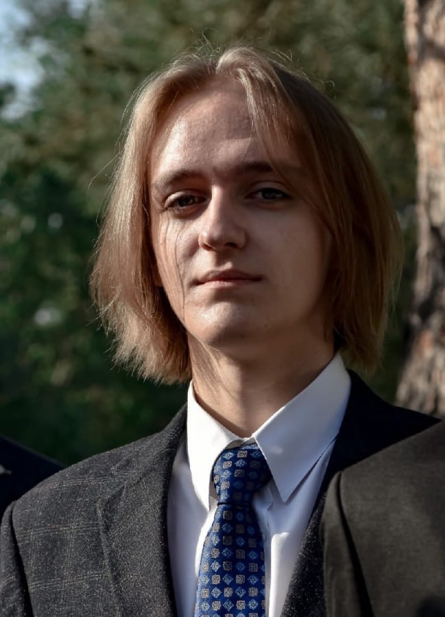 Кирилл Ларионов