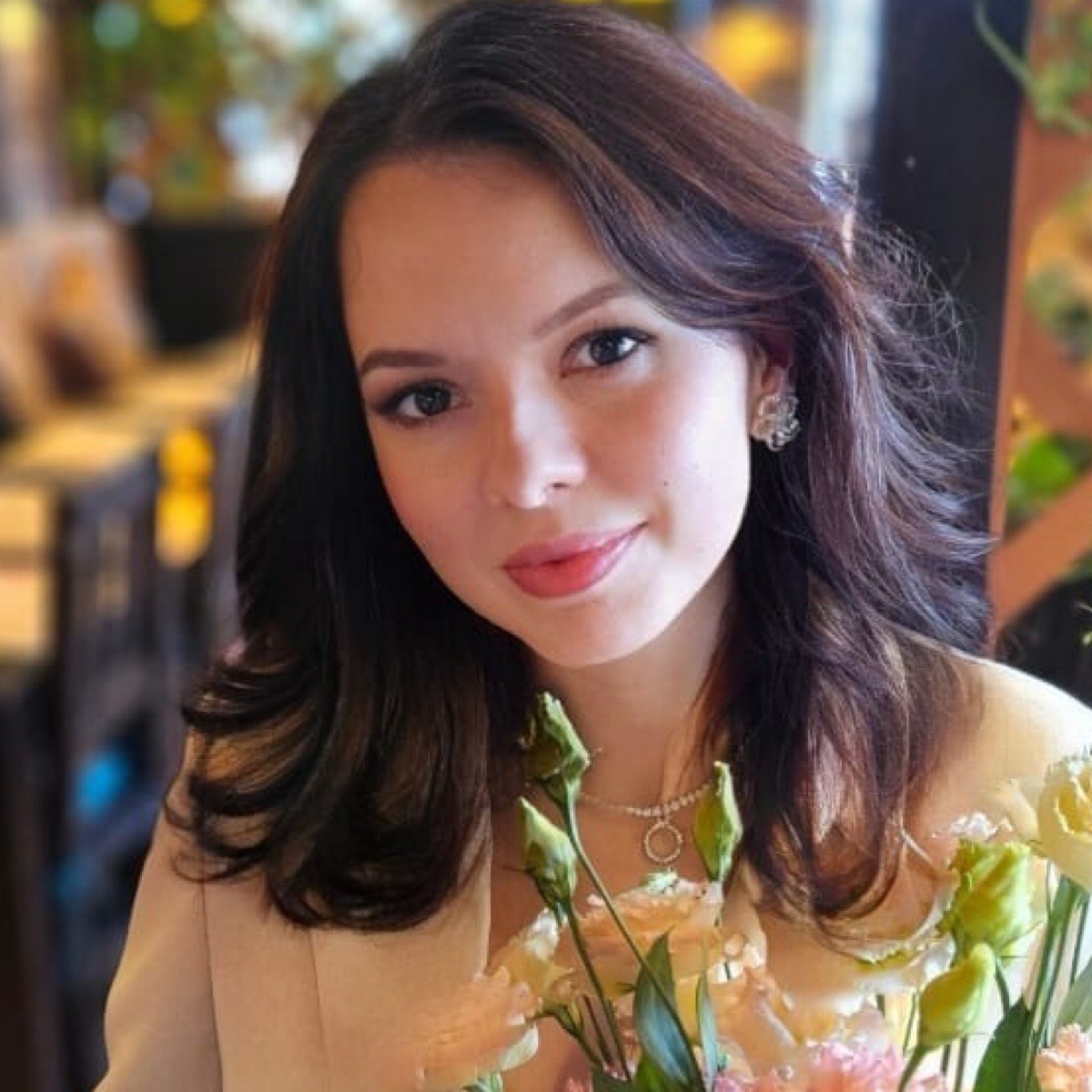 Елена Попова | Сетка — социальная сеть от hh.ru