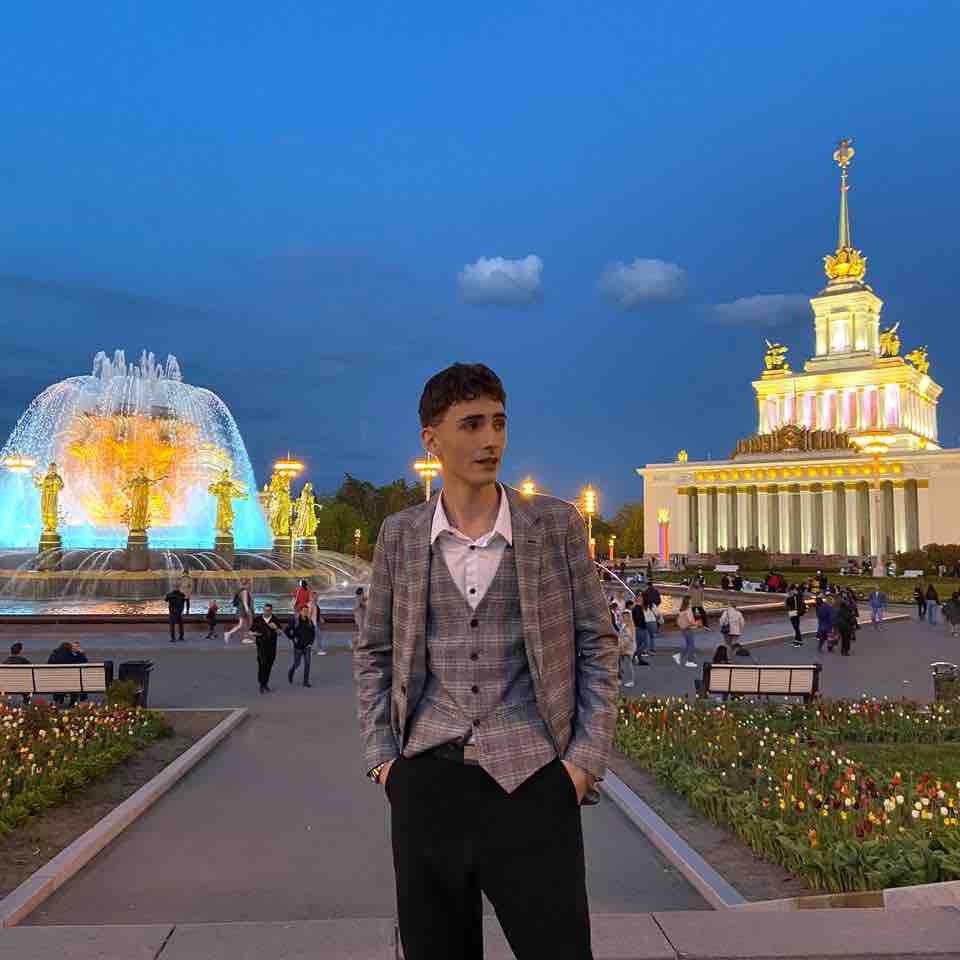 Иван Луговской
