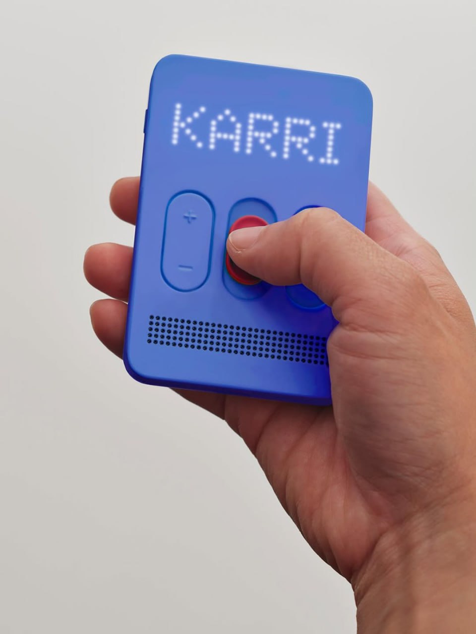 KARRI
Голосовой мессенджер одноименной компании, производящей устройства для детей с намеренным отказом от экрана и интернета | Сетка — социальная сеть от hh.ru