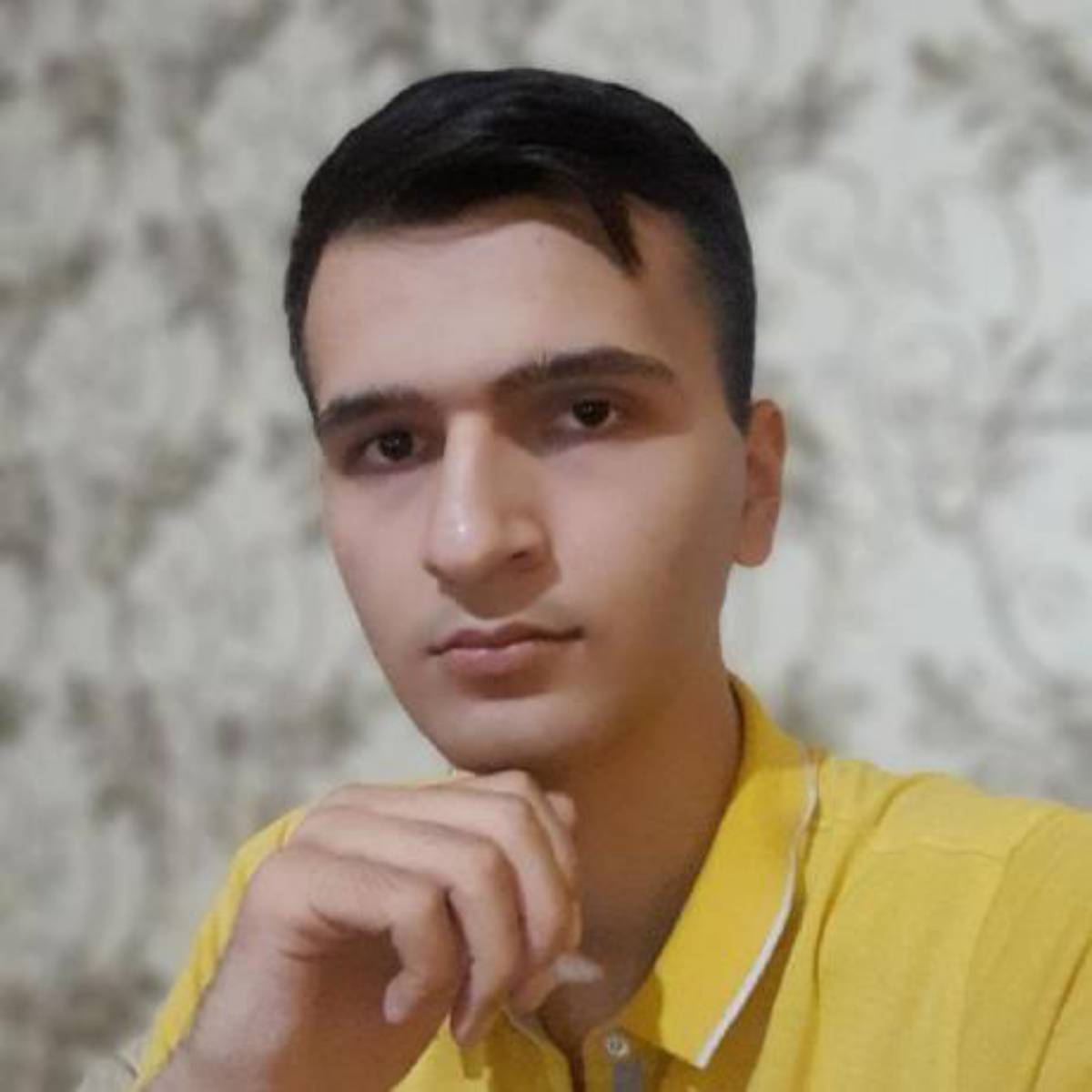 Хуршед Бозоров