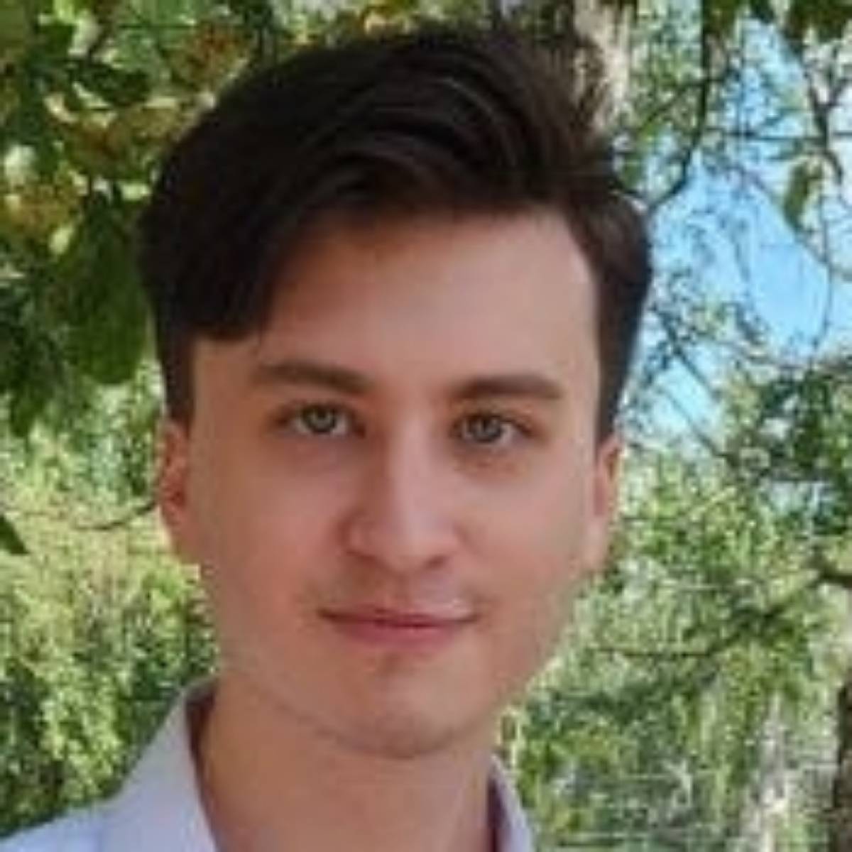 Иван Николаев