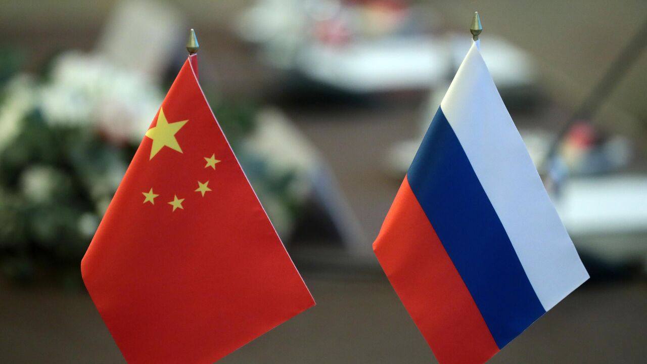 Китай с 15 сентября вводит для граждан РФ с обычным загранпаспортом пробный безвизовый режим до 30 дней на территории КНР, срок пилота — 1 год (до 14 сентября 2026) | Сетка — социальная сеть от hh.ru