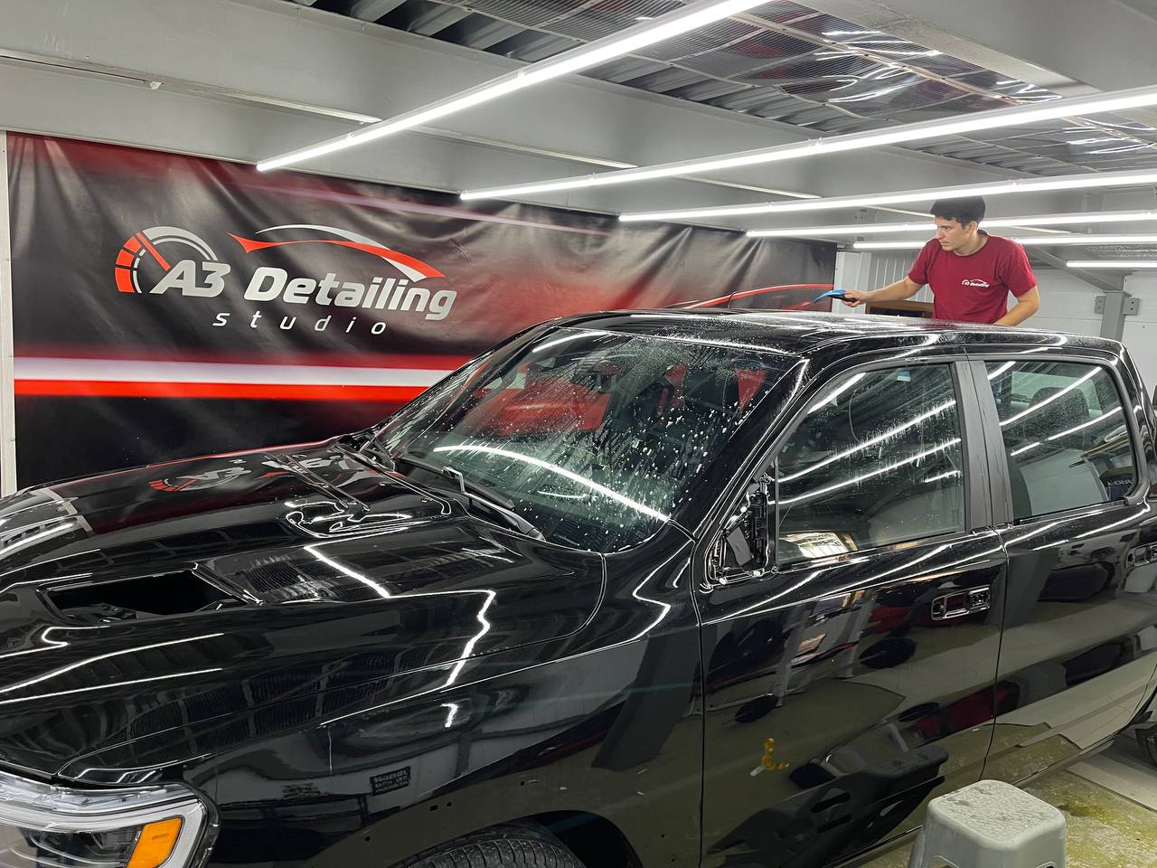 Защита и блеск вашего авто: антигравийная плёнка и керамика! 🚗✨
Мы знаем, как важно сохранить ваш автомобиль в идеальном состоянии, особенно при ежедневной езде по городу | Сетка — социальная сеть от hh.ru