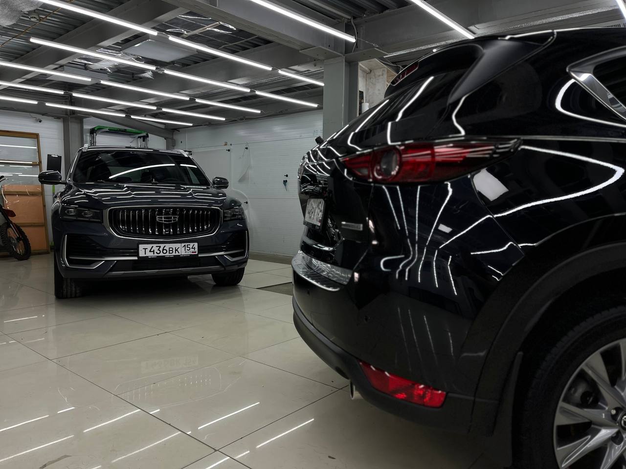 Защита и блеск вашего авто: антигравийная плёнка и керамика! 🚗✨
Мы знаем, как важно сохранить ваш автомобиль в идеальном состоянии, особенно при ежедневной езде по городу | Сетка — социальная сеть от hh.ru