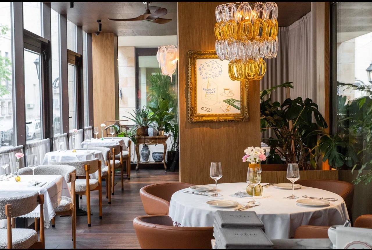 🍽 Nape Bistro — ресторан европейской кухни ищет сотрудников!
Вакансии:
• 👨‍🍳 Су-шеф — 7 000 ₽/смена (только граждане РФ)
• 🥗 Повар холодного цеха — 5 000 ₽/смена
• 🔥 Повар горячего цеха — 5 000 ₽/смен... | Сетка — социальная сеть от hh.ru