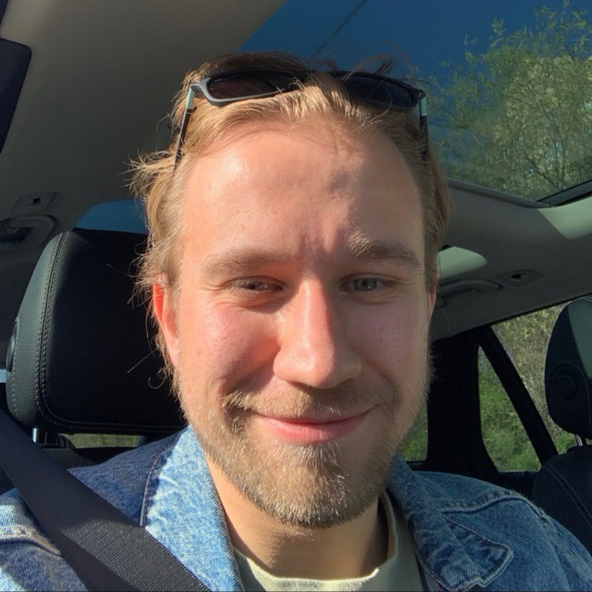 Артём Руссу | Сетка — социальная сеть от hh.ru