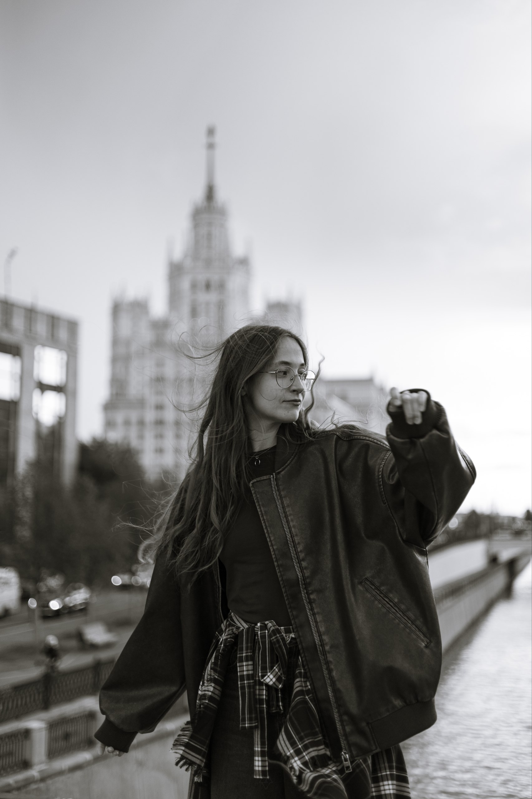 Loc: Тесинский мост
Md: Екатерина
Тот день была очень необычная погода😍
Потрясающий закат, и дождевые тучи которые к нам приближались | Сетка — социальная сеть от hh.ru