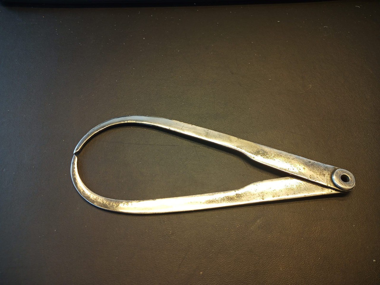 Кронциркуль: инструмент для истинных мастеров
Какой идеальный подарок 🎁сделает счастливым человека, увлечённого резьбой и токарной работой? Конечно же, качественный инструмент!⚒️ Огромное спасибо @dem... | Сетка — социальная сеть от hh.ru