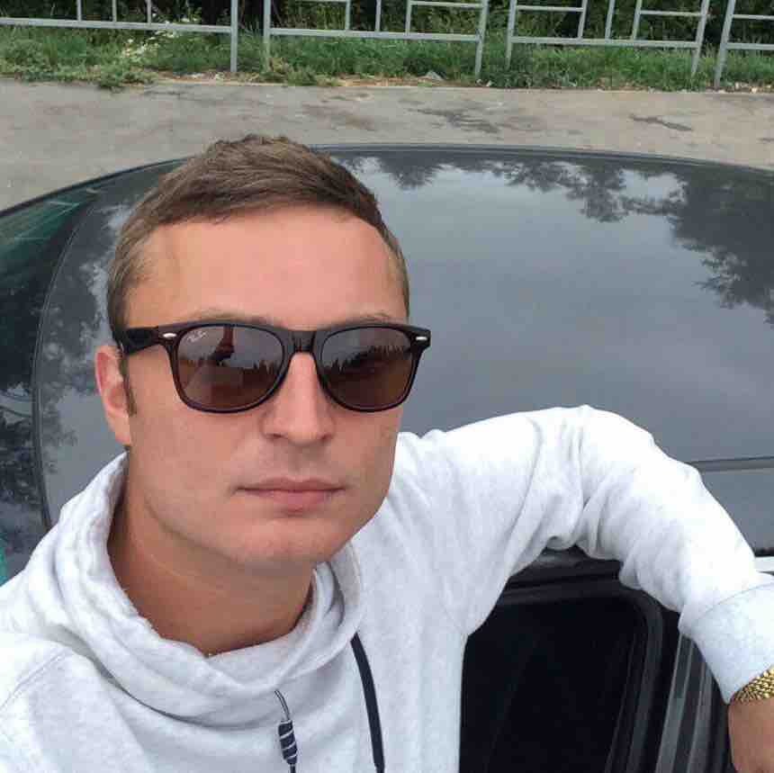 Алексей Иванов