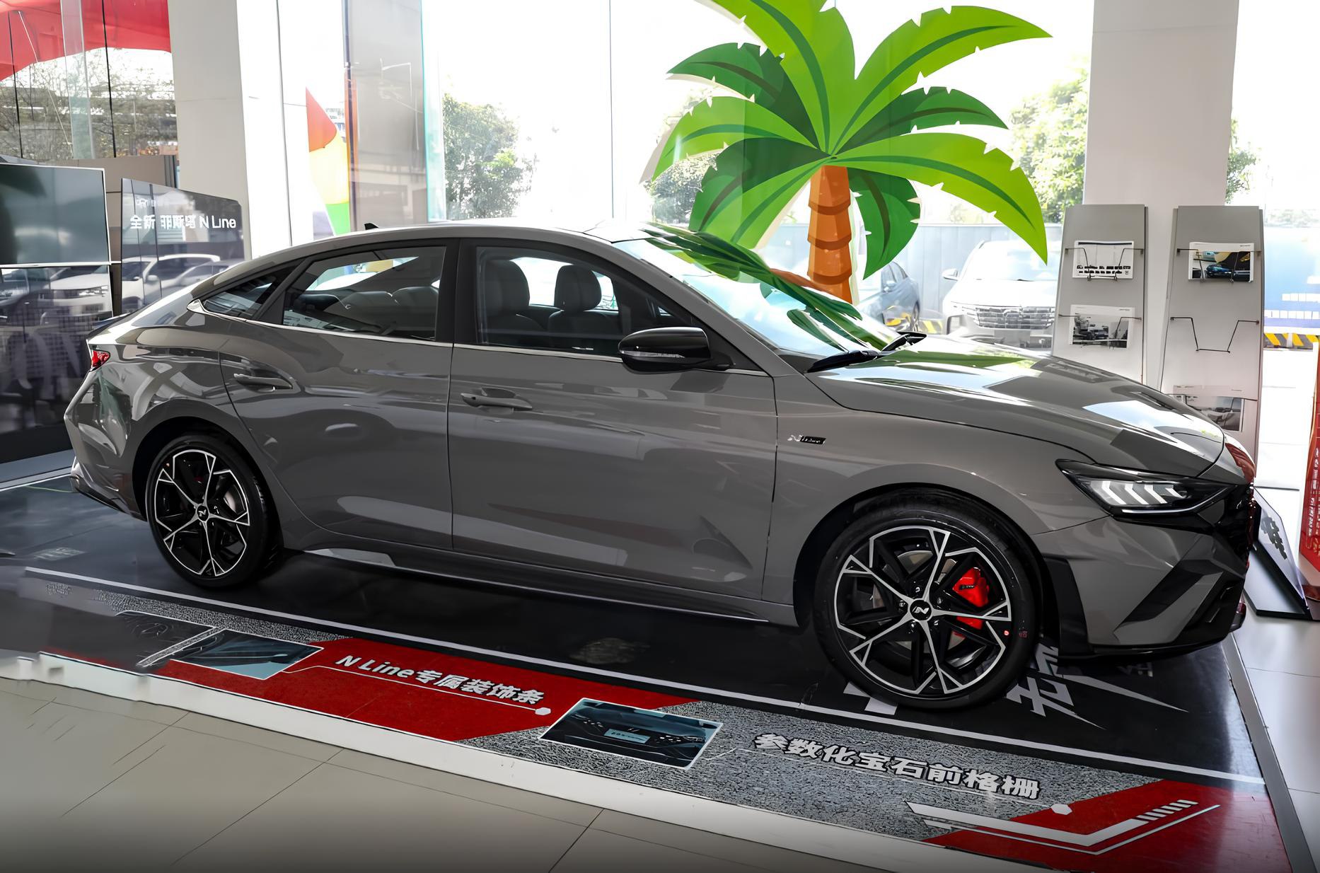 🚘Hyundai Lafesta N-Line DLX Deluxe Edition
🇨🇳Новый авто из Китая
✅ Бензин 1.5 л, 200 л.с | Сетка — социальная сеть от hh.ru